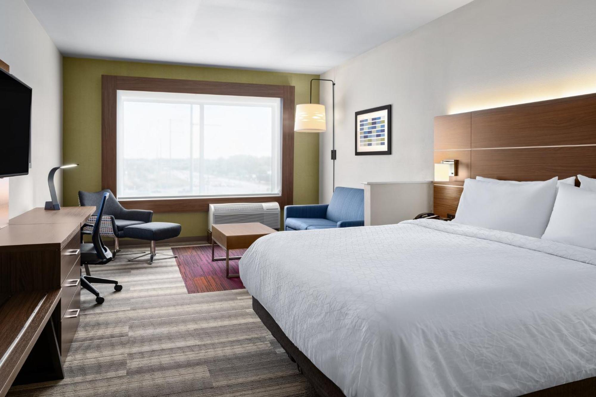 Holiday Inn Express & Suites - Madison West - Middleton By Ihg Exterior foto